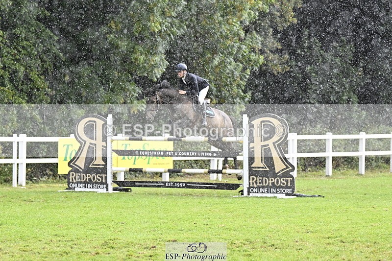 250831A-121605-10008 - Cls 36 Snr 1.30m Grand Prix