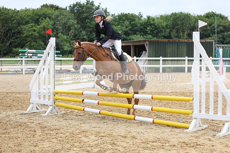 3E7A6652 - Class 10: Junior 60cm