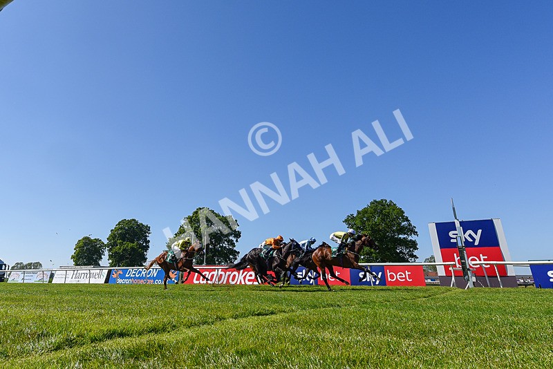 170525-Race 4-Hallelujah U-3094 - Race 4