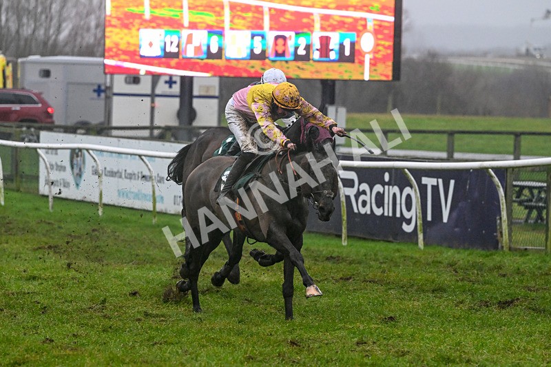 210126-Race 5-Defence Witness-4601 - Race 5