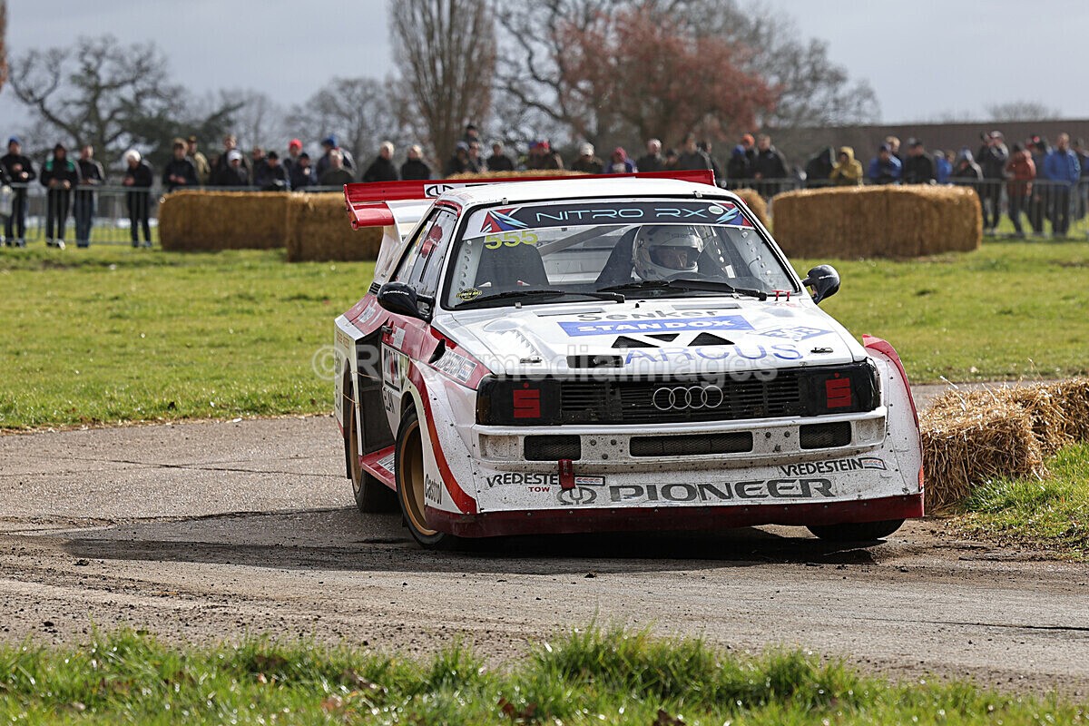 RETRO-305 - Race Retro