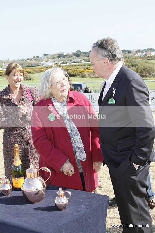  GRD 030510 260 - Guernsey Race Day 03/05/10