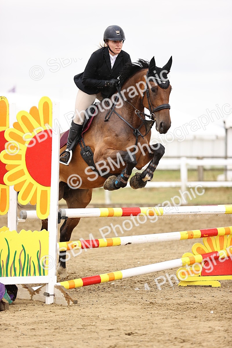 SBM_025065 - Class 9 - Senior British Novice - 90cm