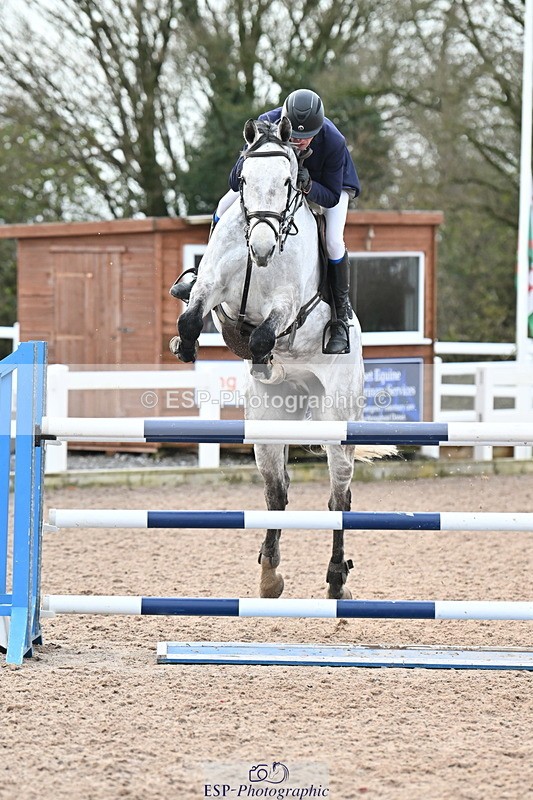 231208A-135500-01037 - Cls 6 Foxhunter & 1.20m Open