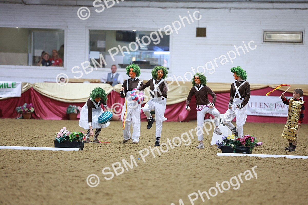 SBM_10455 - Class 62 - Strictly Fancy Dress-Age