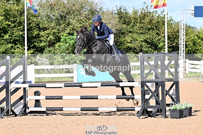 240912A-113136-01200 - Cls 9 Snr Discovery and 1m Open