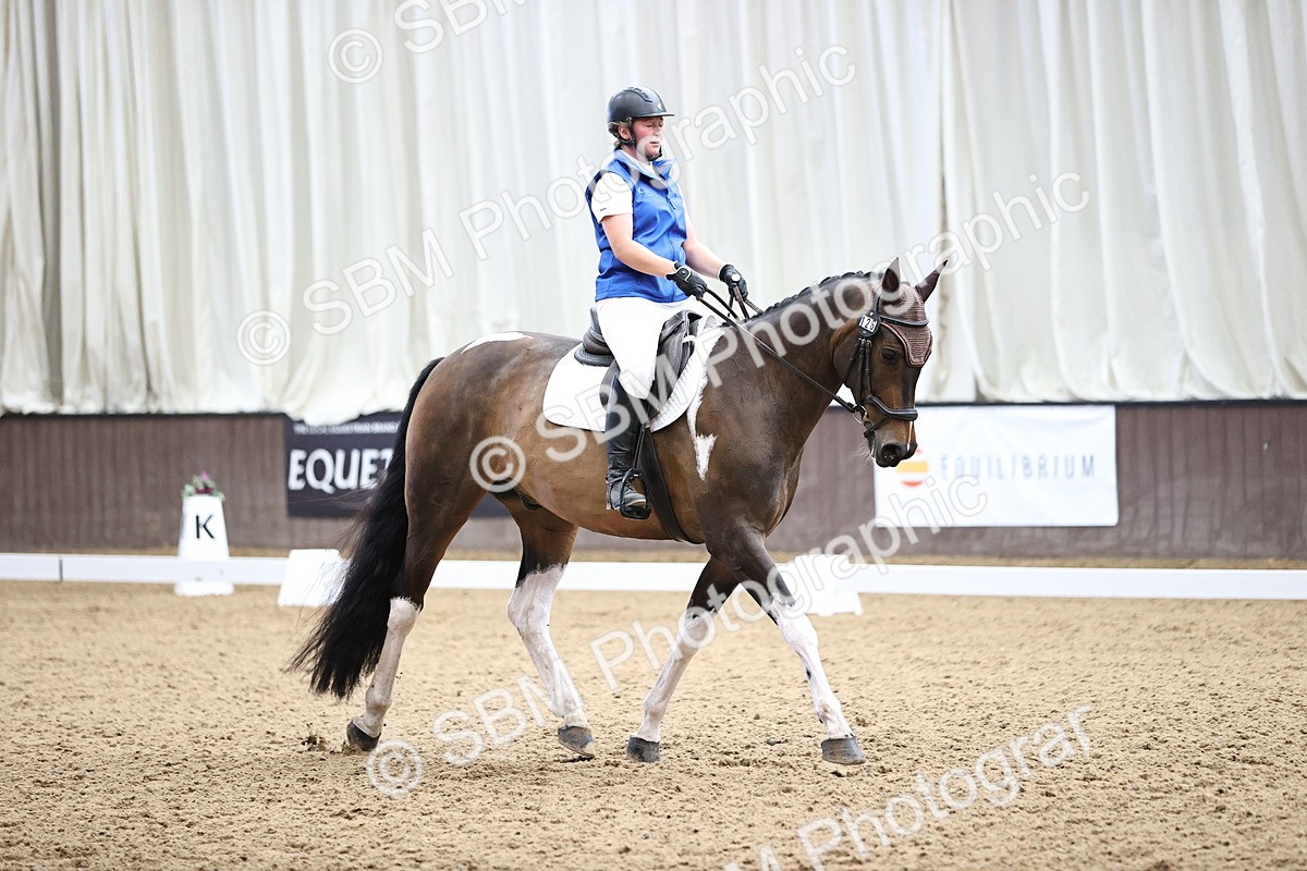 SBM_001818 - Novice 4 - 11.15-13.22