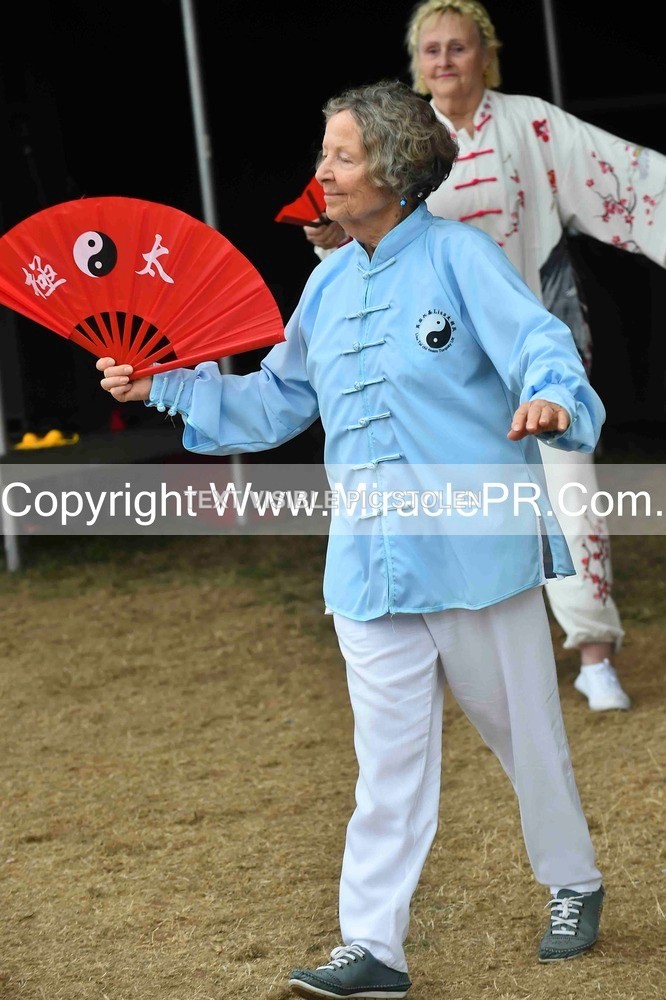 SH4_1625 - Tai Chi with Lisa Kay.
