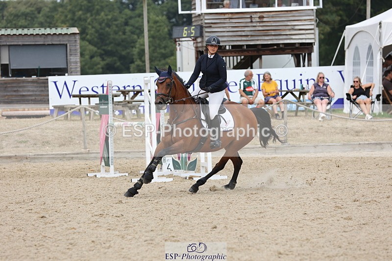 250816A-135818-01979 - Cls 7 Snr 1.05m Open