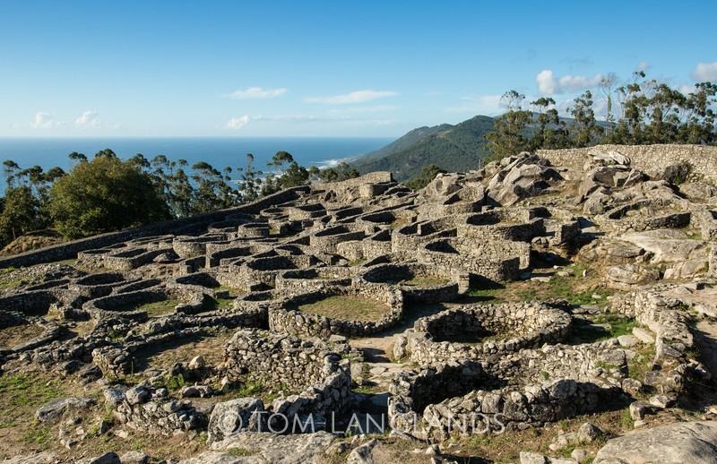 Santa Tecla - Art, Architecture and Places
