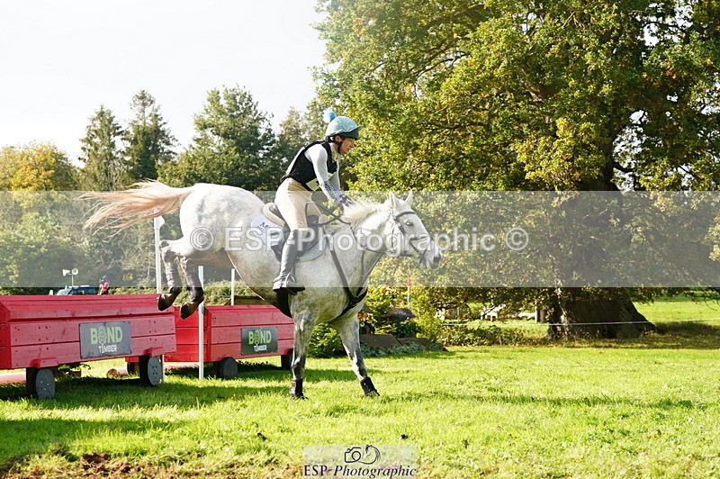 251025A-123706-19480 - F-427-Annabel.Mason