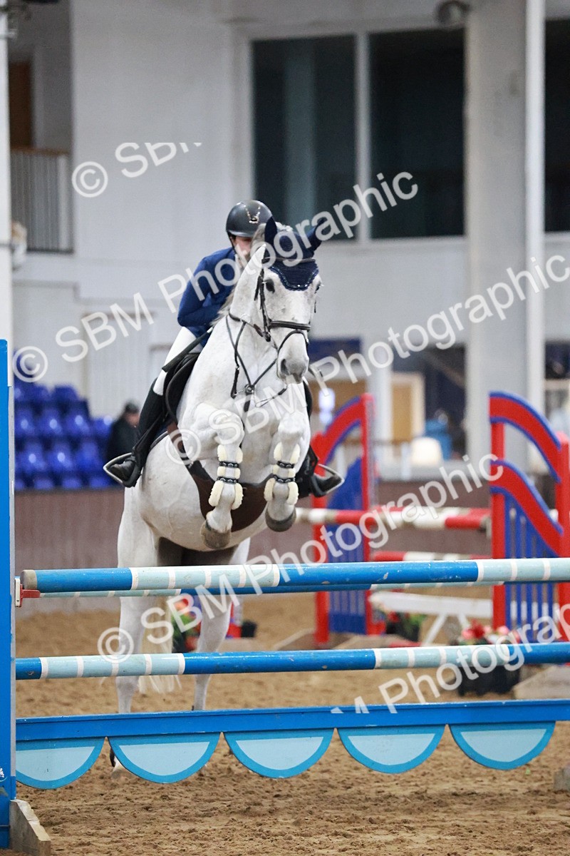 SBM_004548 - Class 17 - Senior Newcomers - 1.10m