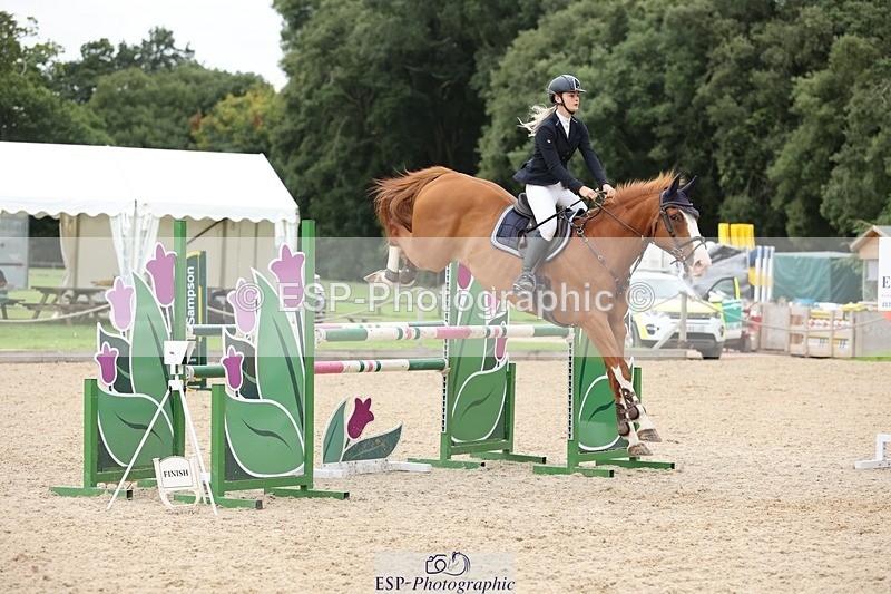 240817-154057-02741 - 06A Snr Fox 1.20m open