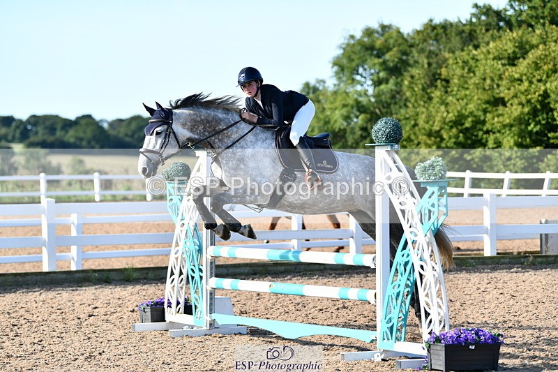 240913A-093306-02956 - Cls 20 Snr British Novice and 90cm Open