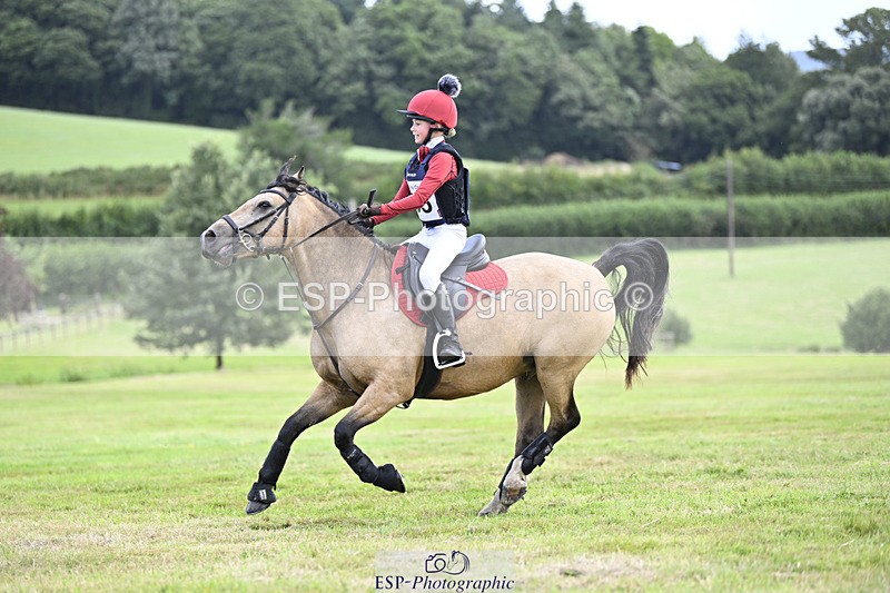 240825X-111709-32485 - 70cm XC 11.00 to 12.00