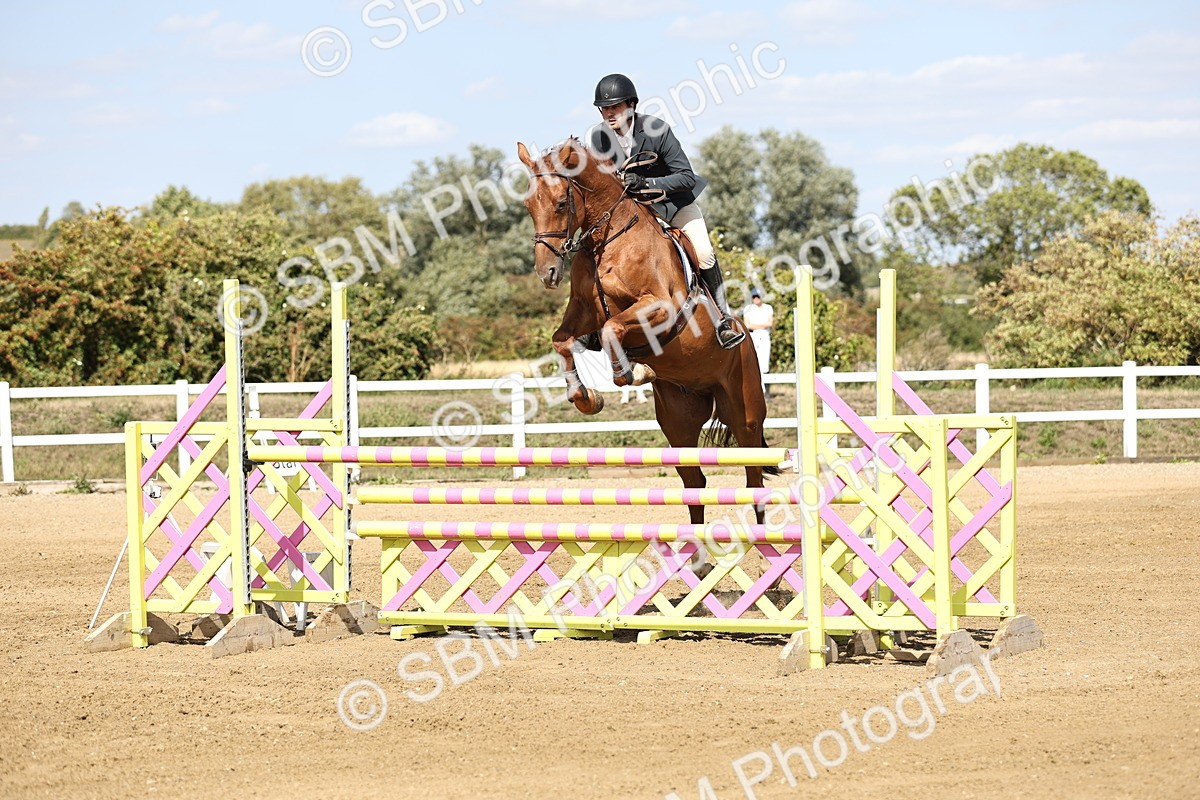 SBM_005083 - Class 6 = Senior Newcomers - 1.10m Open