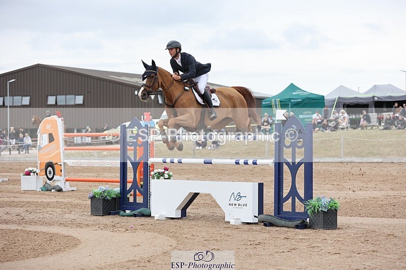 250719-173830-17390 - Cls 7, 3 Star Big Tour Break to End