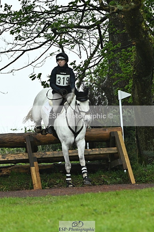 250418-160339-07040 - 319-Flora.Lickiss-MR.MONTY.DON