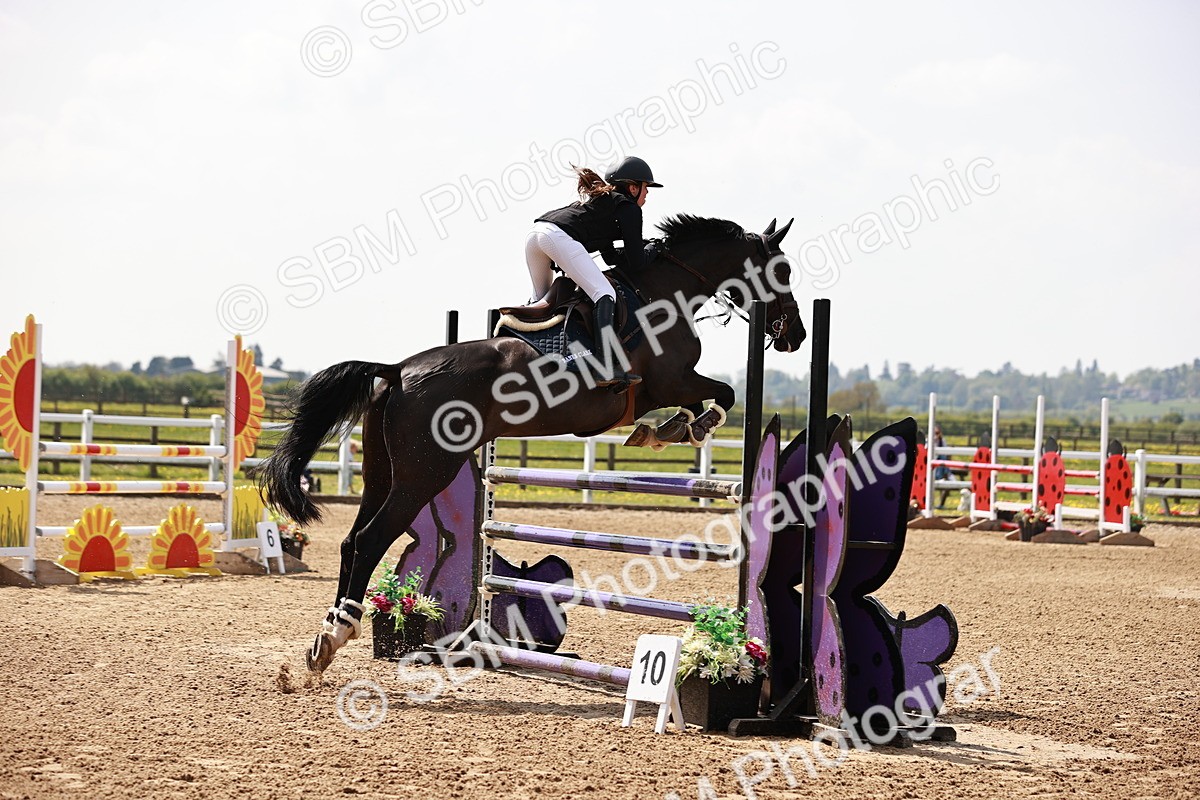  - Class 24 - Senior Newcomers - 1.10m