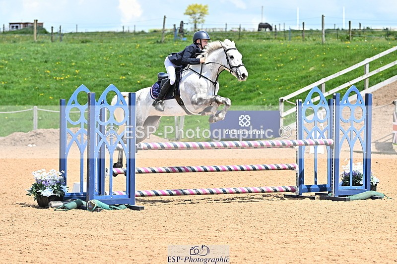 240504A-124743-01637 - Cls 4 Blue Chip Pony Newcomers & 1m Open