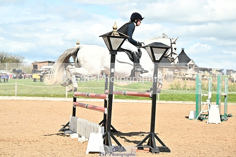 250416-134044-01192 - Cls 4 Newcomers and 1.10m