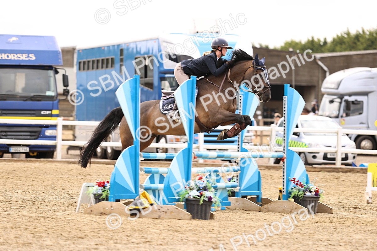 SBM_013005 - Class 13 - Senior British Novice - 90cm Open