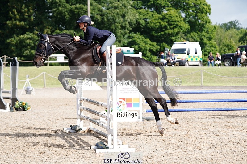 250613A-093620-01105 - Cls 9 85cm Amateur Quali