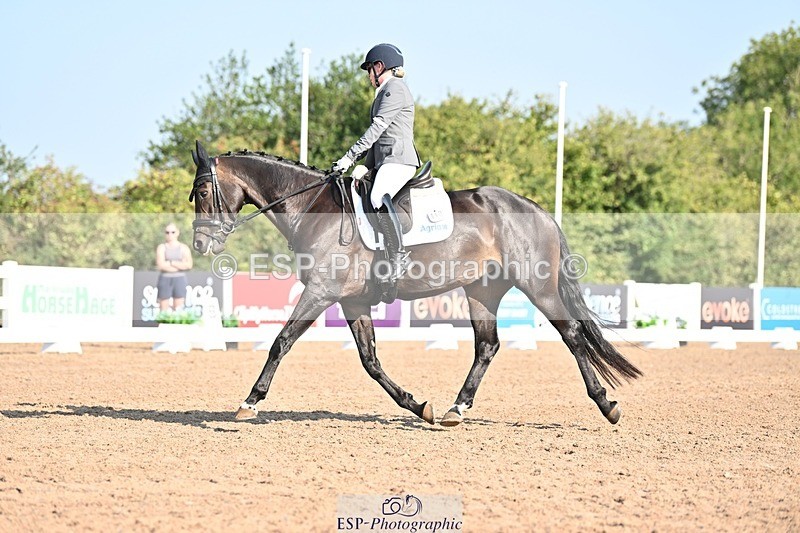 250816-093905-02645 - 094-Alicia.GriffithsSeagry.Danita