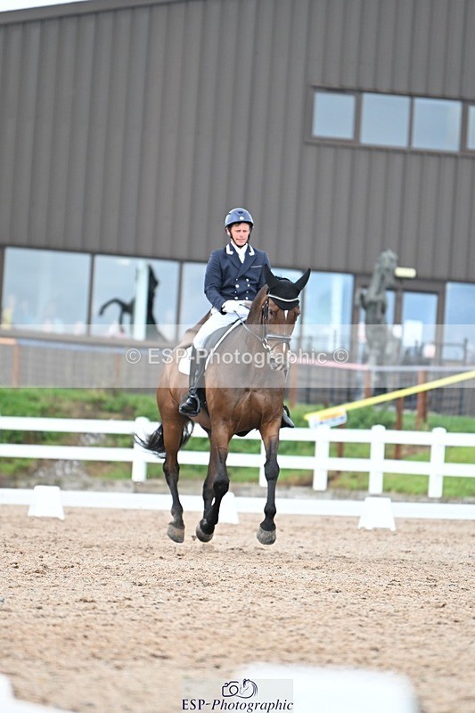 250907-154008-11000 - 131-Brendan.TeggFoxcourt.Solar.Eclipse