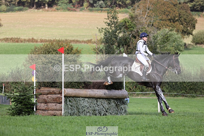 241025-130020-08202 - 132-Mollie.Summerland-MOJO