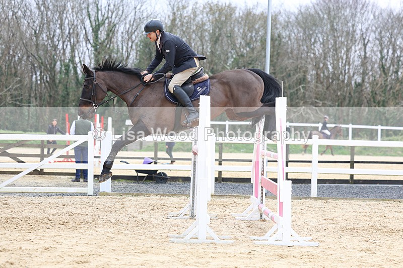 3E7A7783 - Class 9: Senior Foxhunter/1.20 open