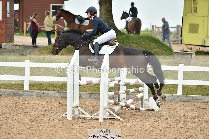 230611A-112806-04790 - Cls 33 95cm Amateur Qualifier