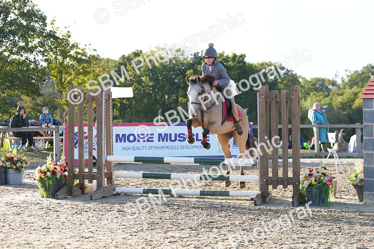 SBM_53897 - J8 - Junior Pony 65cm Championship