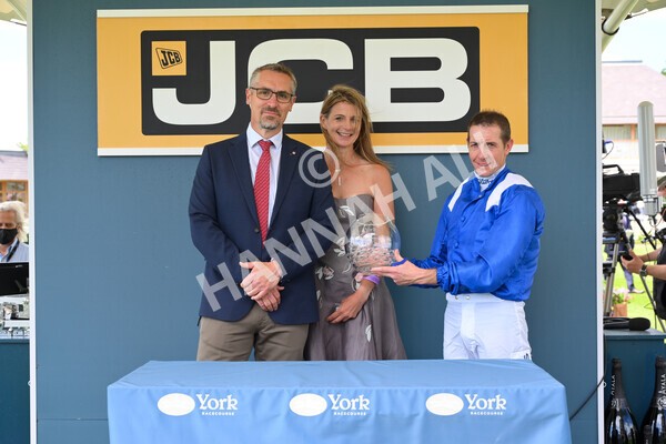 yr12062021r2-46 - Race 2 2.35pm The JCB Stakes