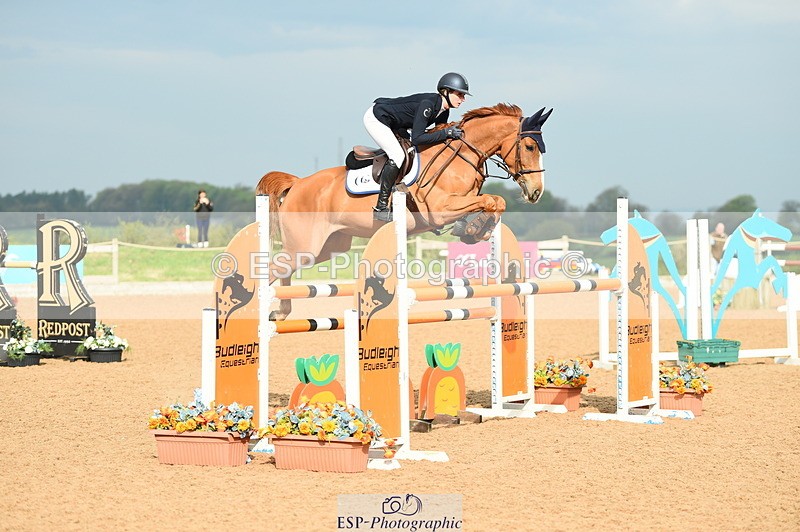 230504A-090940-00288 - Cls 8 Snr Foxhunter