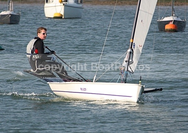 090422  BLAZE 690 IMG_4548 - Sailboats - monohull
