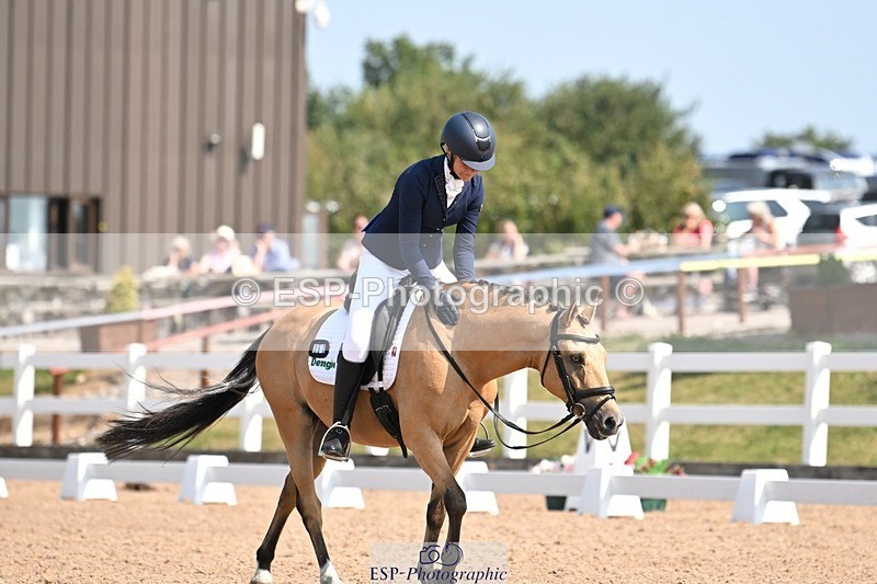 250816-120507-04420 - 060-Felicity.HendySheepcote.Champion.Star