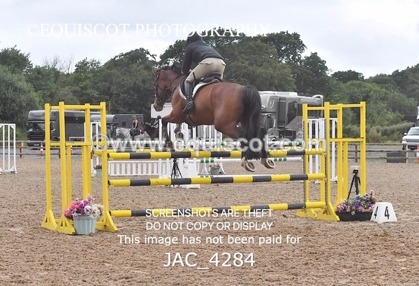 JAC_4284 - CLASS 7 Senior Foxhunter/ 1.20m Open