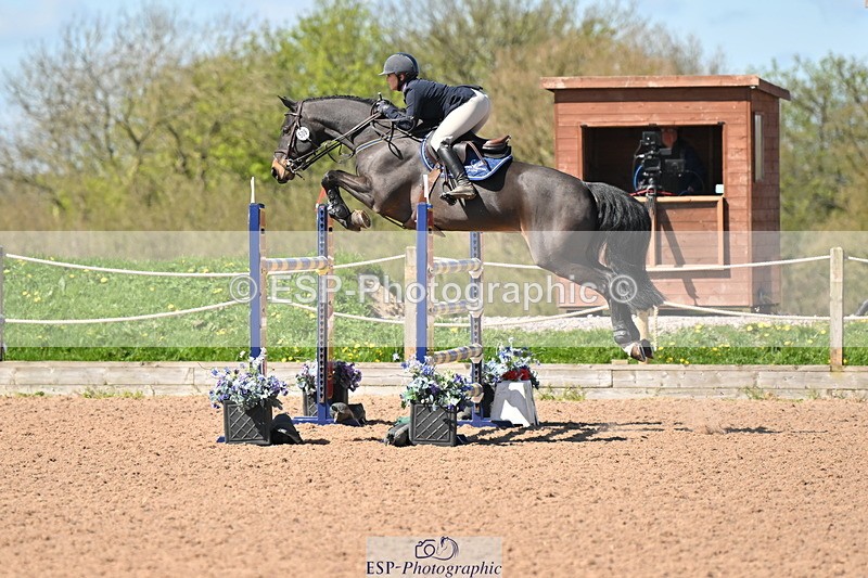 240418A-113741-02632 - Cls 5, 2 Star Medium Tour 1.35m