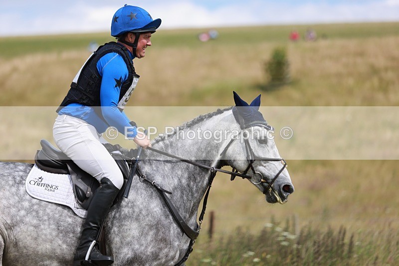 240630X-153418-9293 - 511-Tim_Cheffings-HIVES_LUCKY_BOUNCER