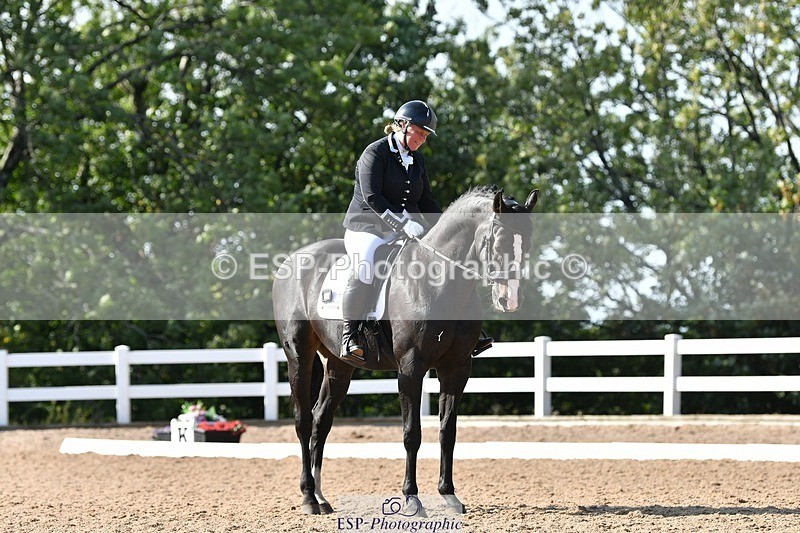 250906-160215-04544 - 057-Joanna.JohnsRockoko