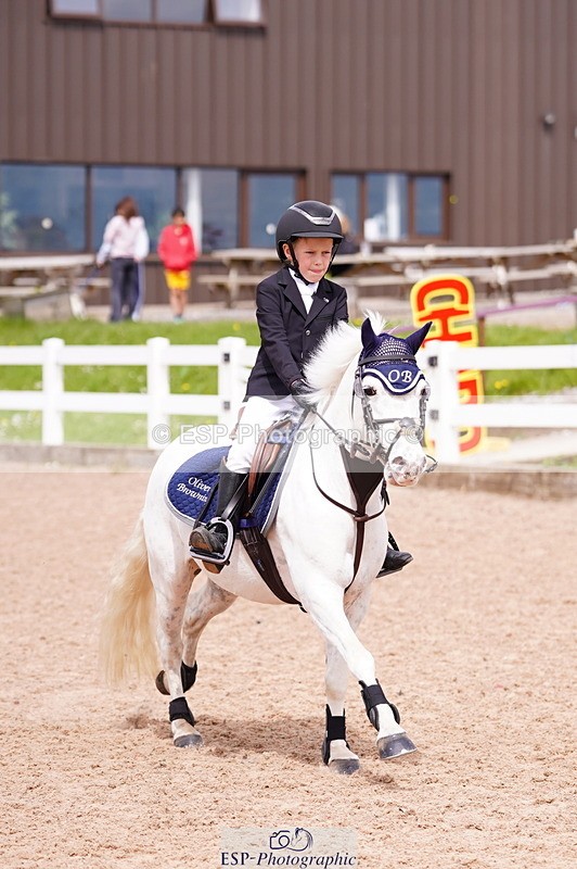 240506A-142856-09525 - Cls 17 Club 60cm