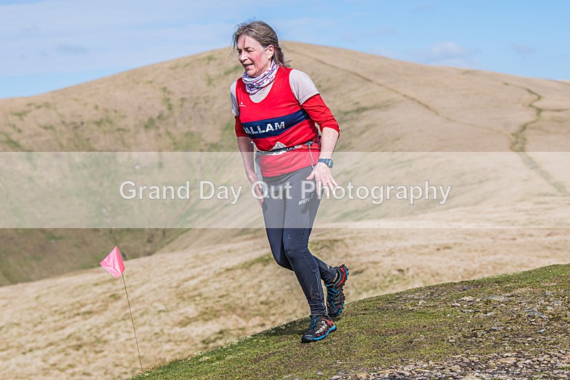 Arant haw-389 - Kendal Winter League Arant Haw Fell Races Sunday 2nd April 2023