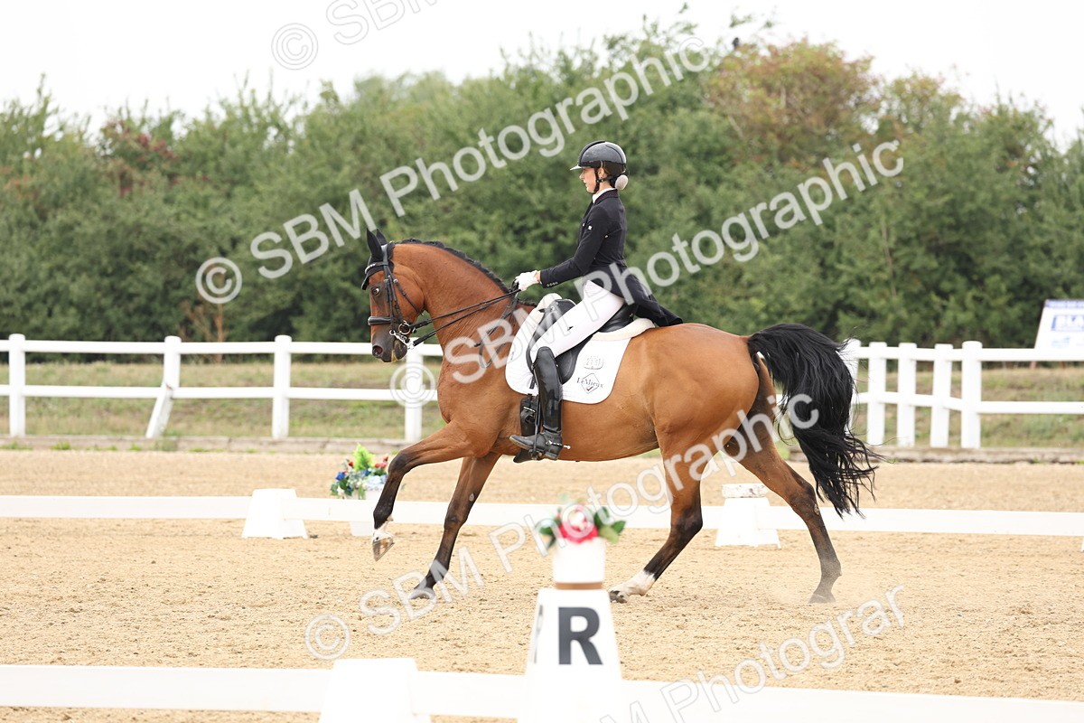 SBM_008062 - Class 10 - FEI INT I - 16.10-16.50