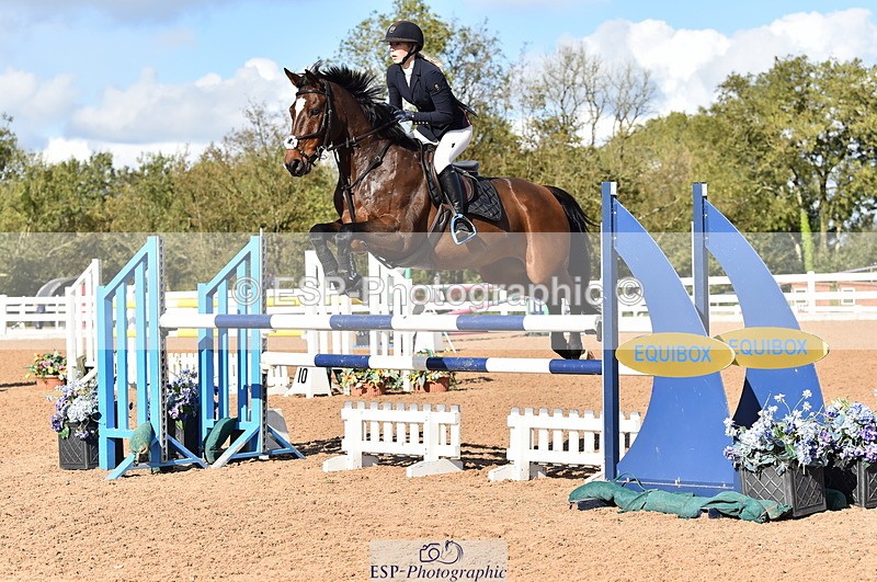 231014A-141254-05247 - Cls 15 1.05m Amateur Q 2nd R