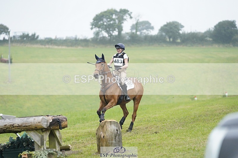 240901A-112254-05981 - 483-Amanda.Taylor-MAY.B.ITS.ME