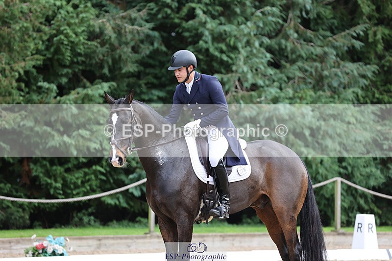 241024-142855-04085 - 226-Matteo.Gallucci-CASTLERICHMOND.WILLIAM