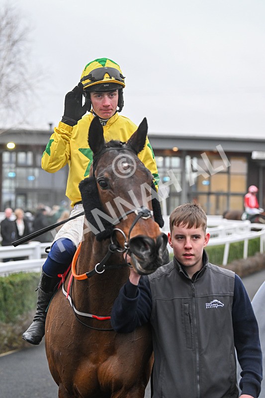 310125-Race 6-Crossing The Bar-5947 - Race 6