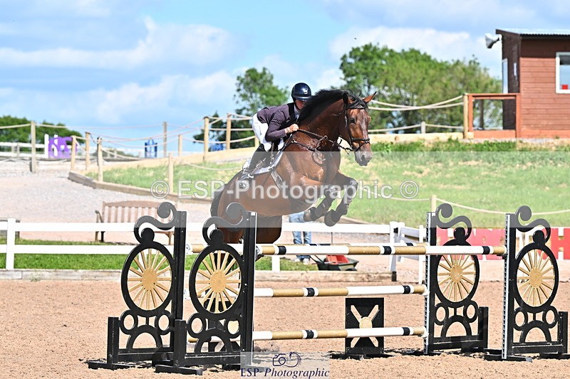 240619A-163247-01248 - Cls 6 National 1.30m and 1.40m