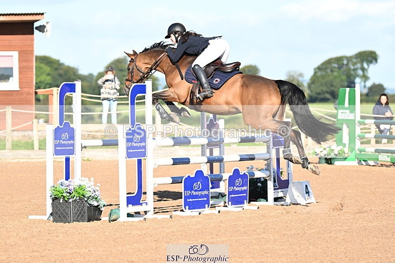 240912A-090632-00055 - Cls 1 Snr 1.05m & 1.10m Open